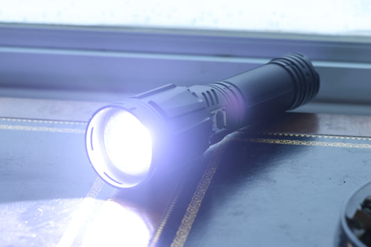 “White Laser” 160W Flashlight