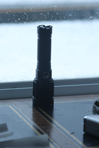 “White Laser” 160W Flashlight